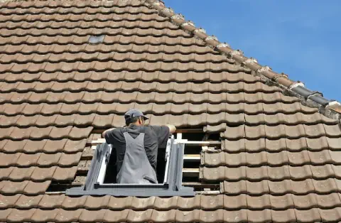 Pose de velux - Rouffiac-d'Aude